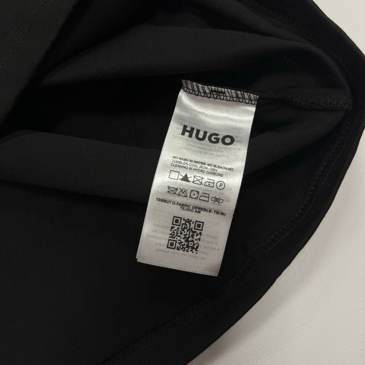 НОВЫЙ СЕЗОН ЕКСКЛЮЗИВ идеальная черная футболка от Hugo Boss - лето