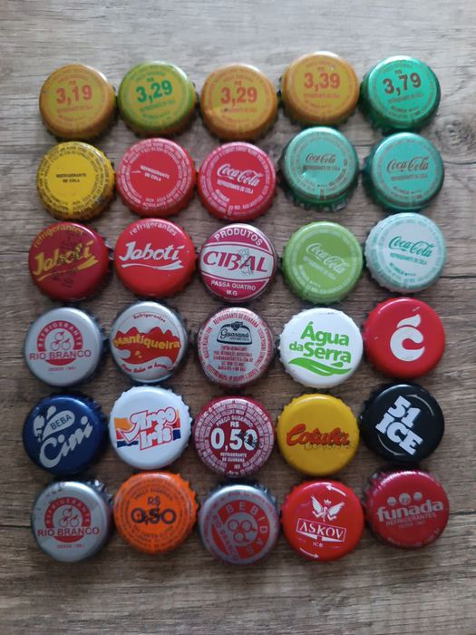 Kapsle niepiwne z Brazylii zestaw 30 sztuk każdy inny coca-cola
