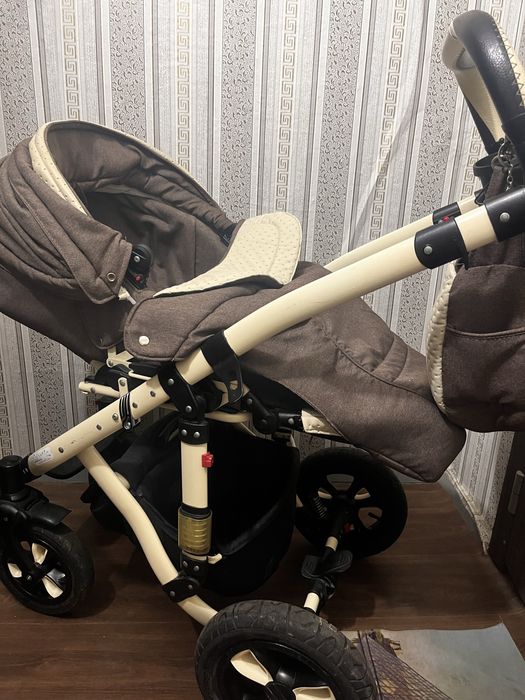 Коляска люлька та прогулочна