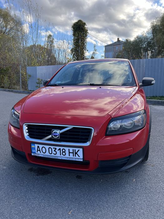 Volvo c30 2.0 дизель  Вольво  Продаж