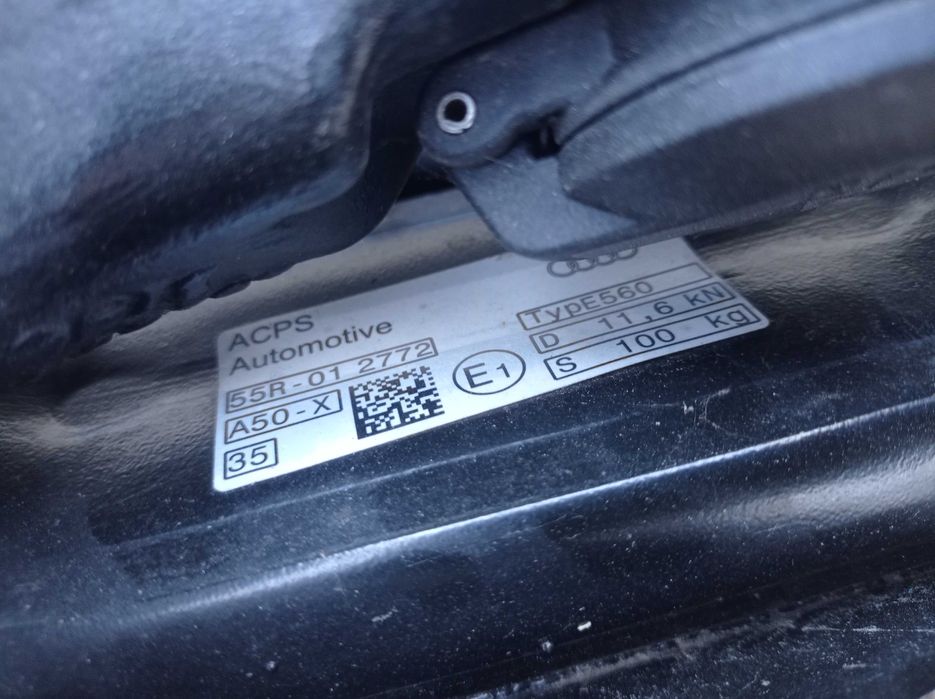 Hak holowniczy Audi Q5 2 ii 80a elektryczny oryginalny sprawny ładny