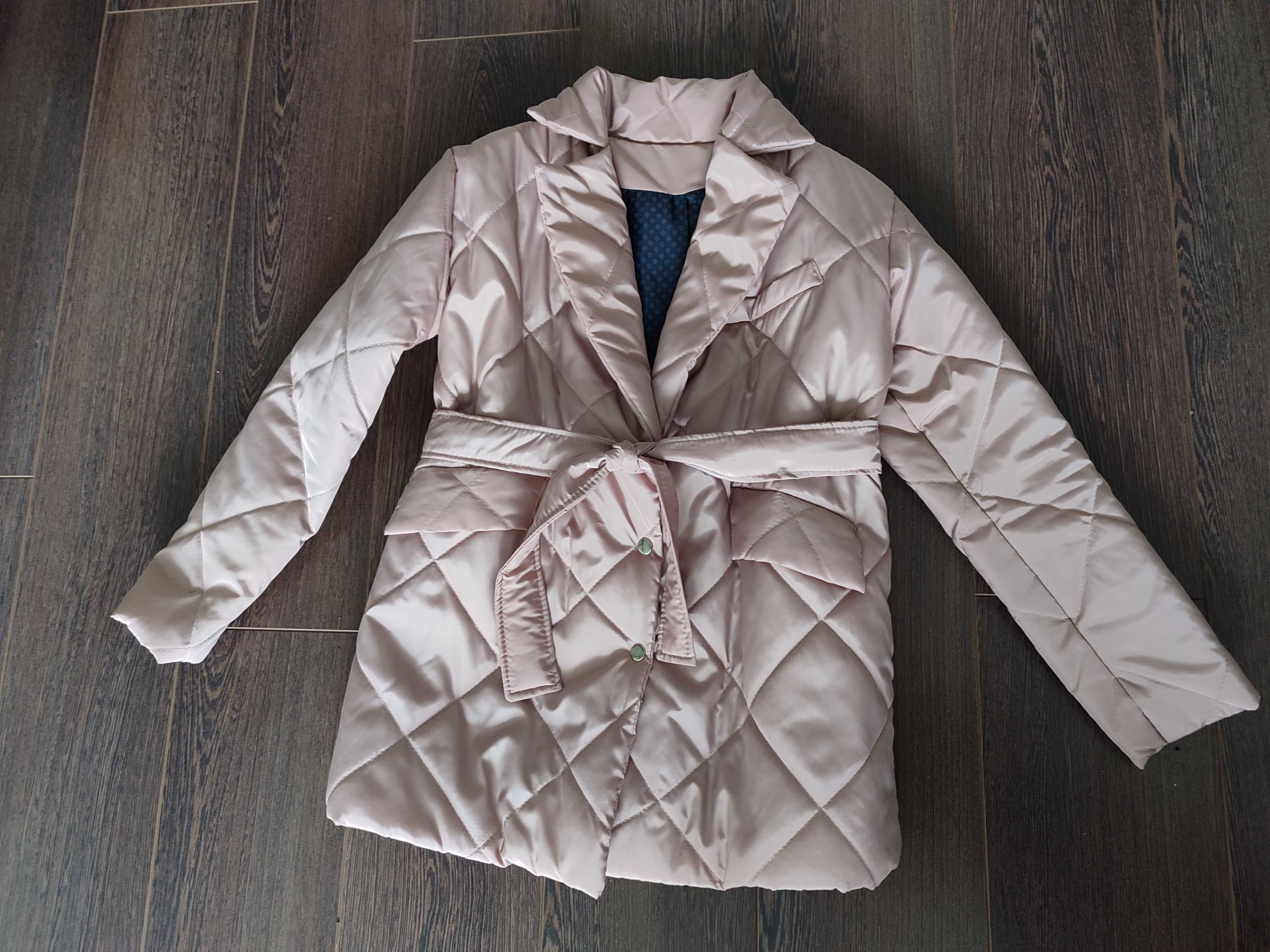 Нова жіноча куртка 44-46 розмір (повномір)