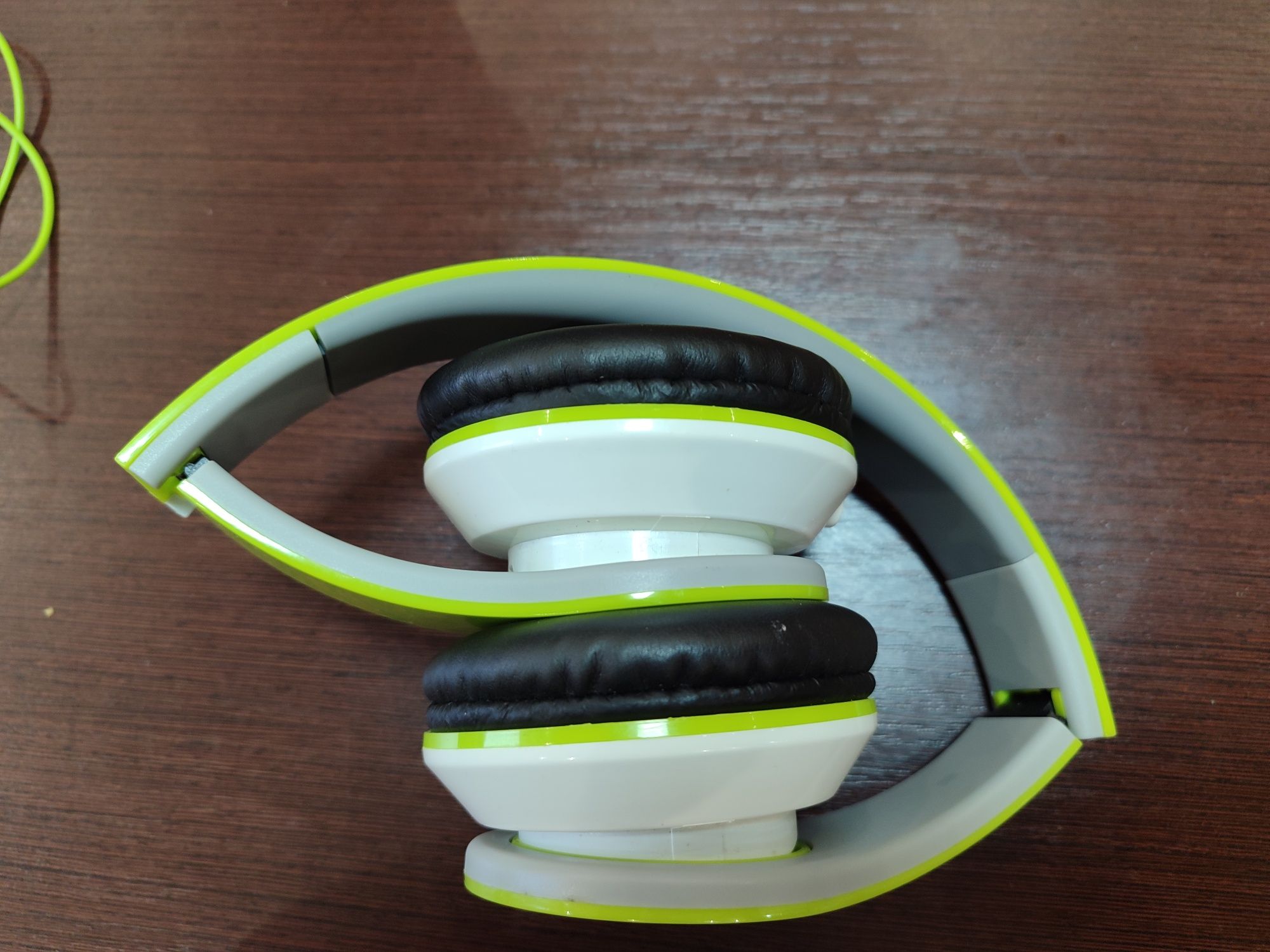 Навушники провідні повнорозмірні G.Sound D5024Gn