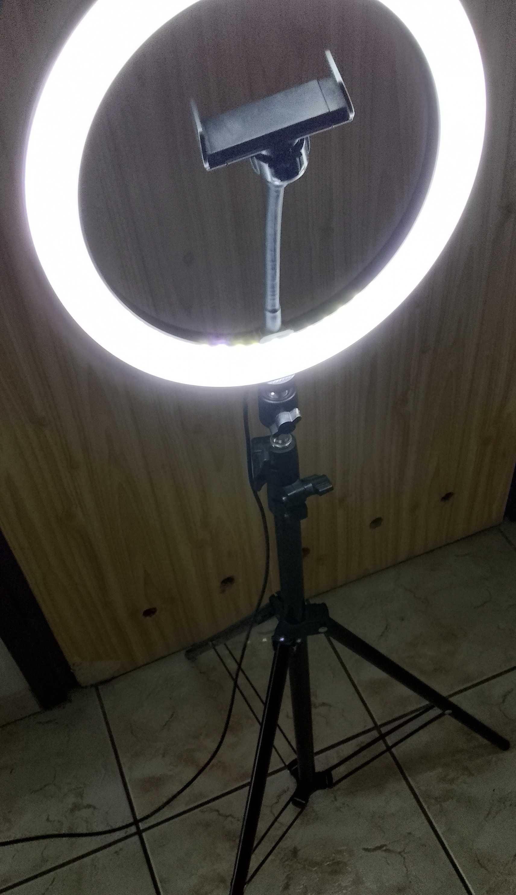 Sprzedam lampę, stan idealny