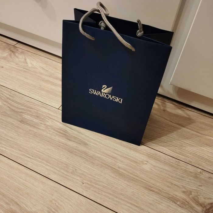 Granatowa torebka na prezent Swarovski