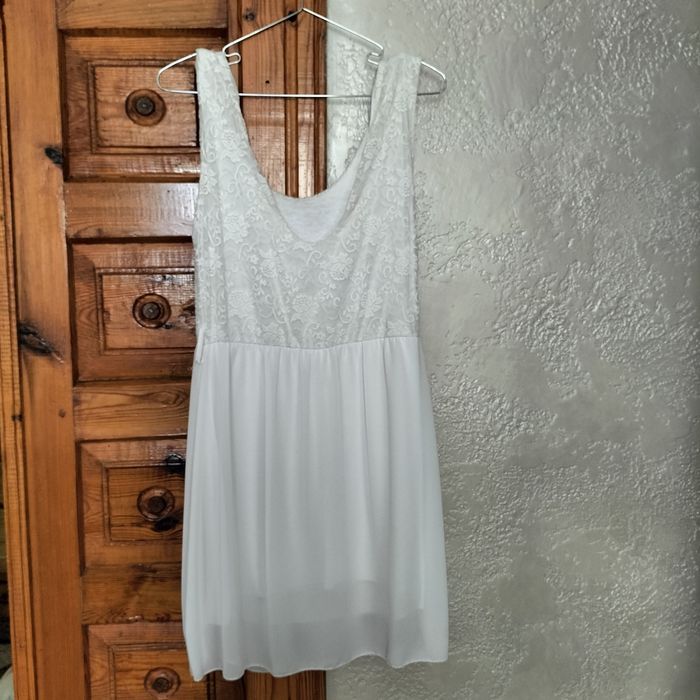 Плаття біле гіпюр