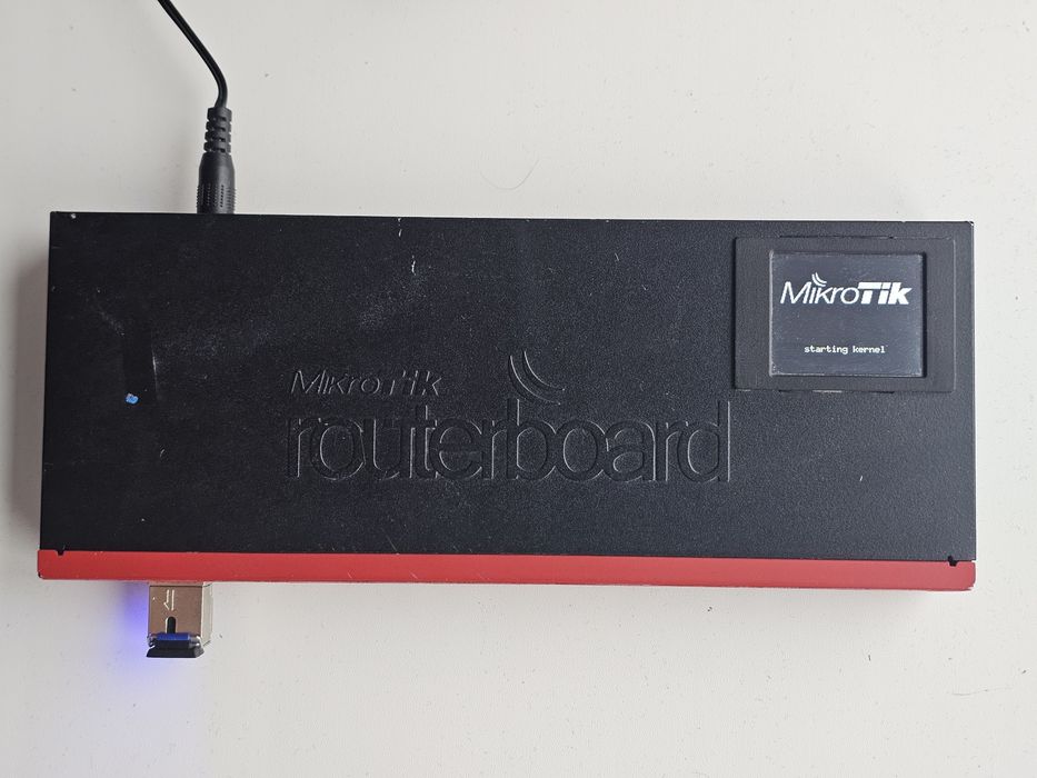 Mikrotik RB2011UIAS-IN з SFP модулями