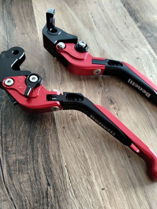 Regulowane dźwignie hamulca i sprzęgła do motocykli Benelli, zamiennik