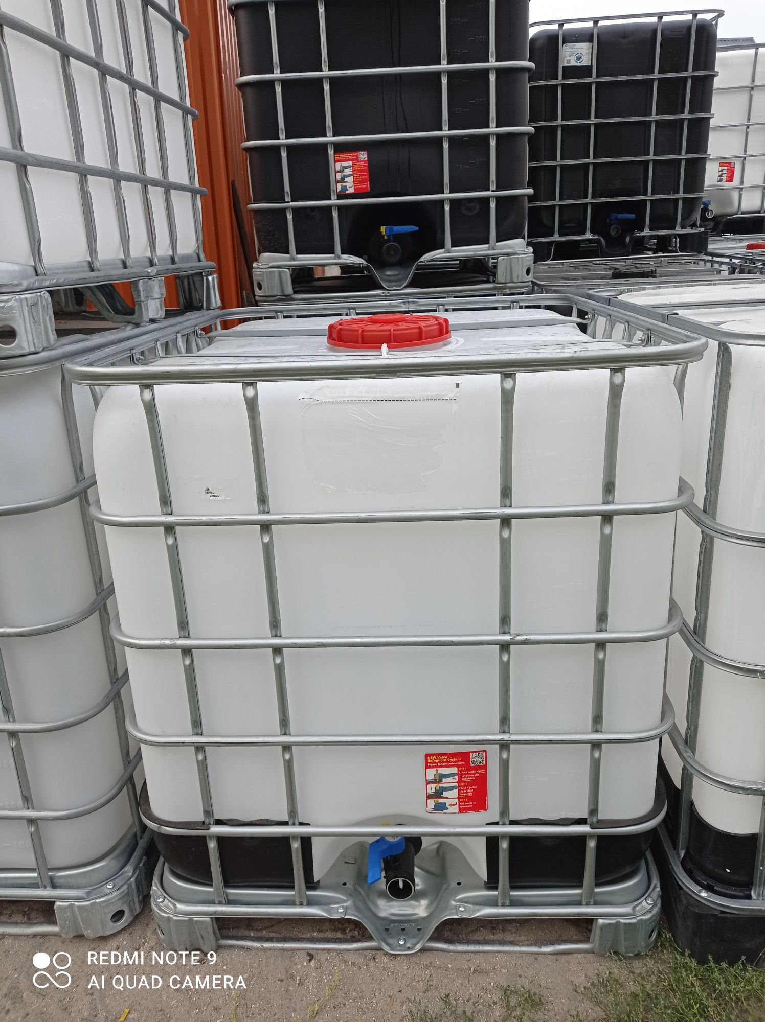 Zbiornik beczka mauzer mauser paletopojemnik IBC 1000l kontener 600l