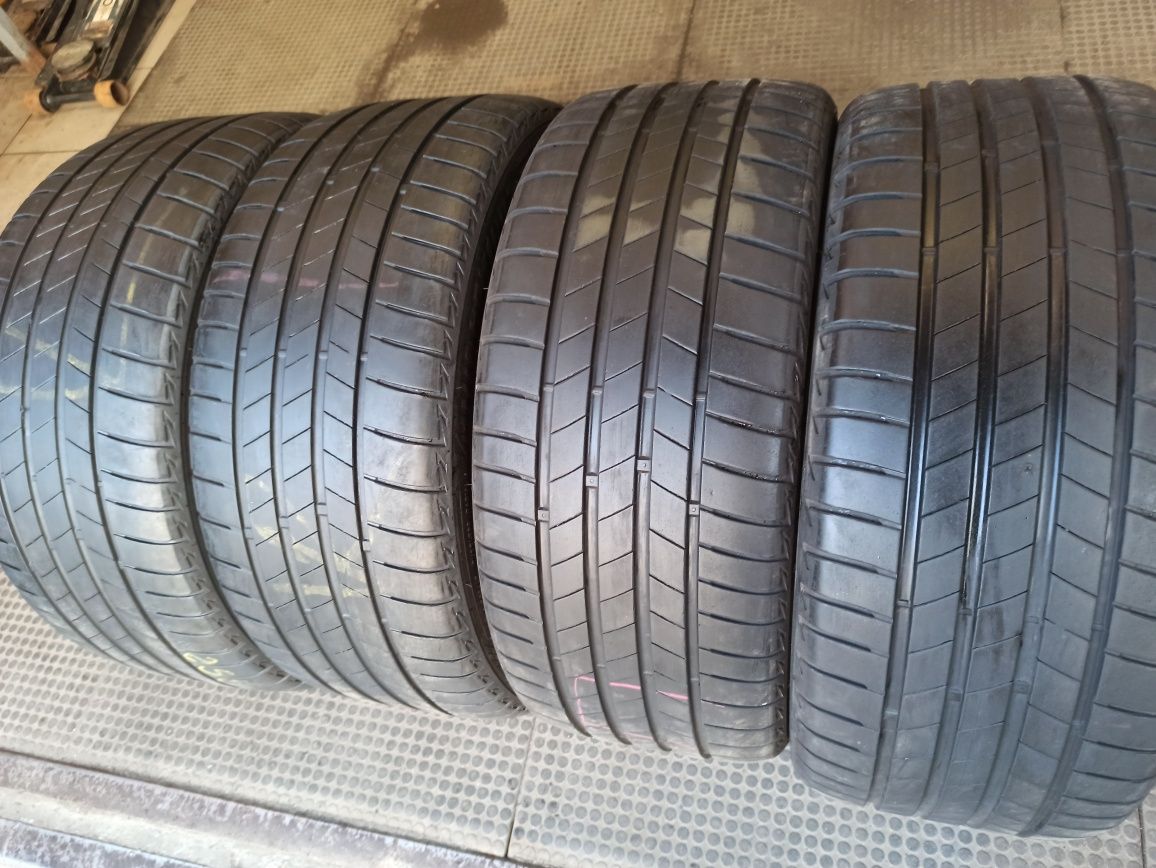 Летняя резина  255/45 R18 Bridgestone Turanza T005