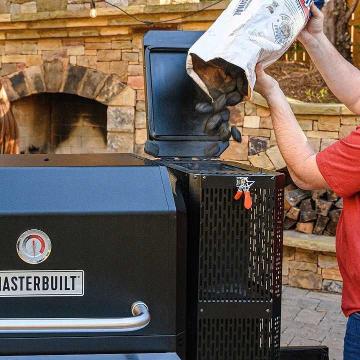 Automatyczny GRILL WĘGLOWY MASTERBUILT sterowany
