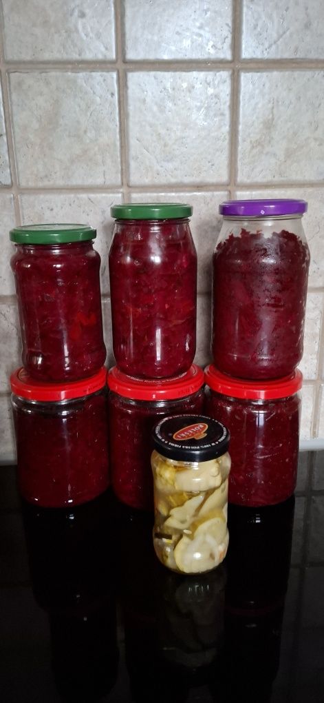 Buraczki,salatka-buraczki 6 sloikow +gratis