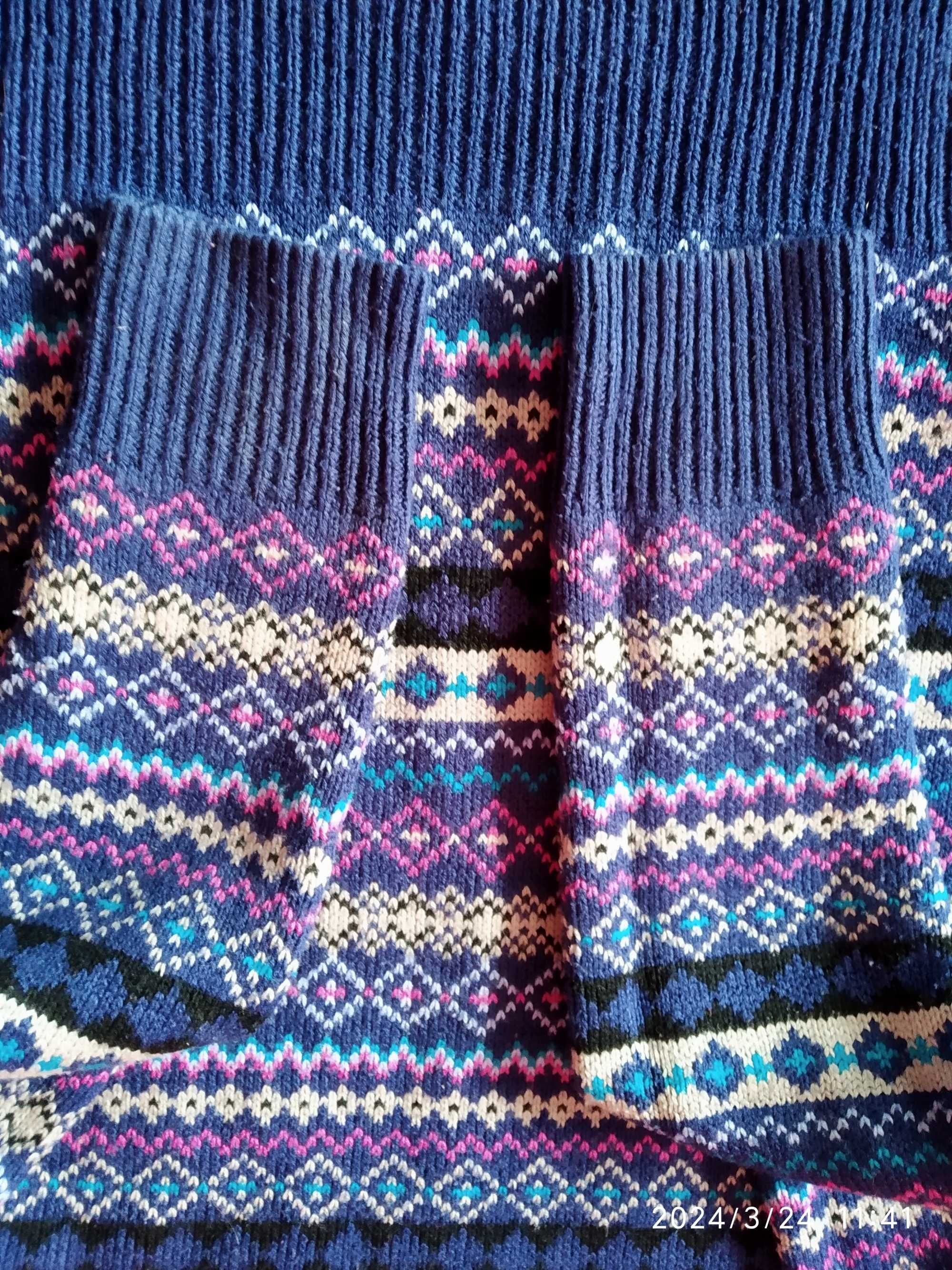 Sweter wzorzysty rozmiar S