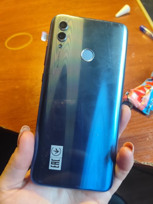 Телефон Honor 10 lait запчастини