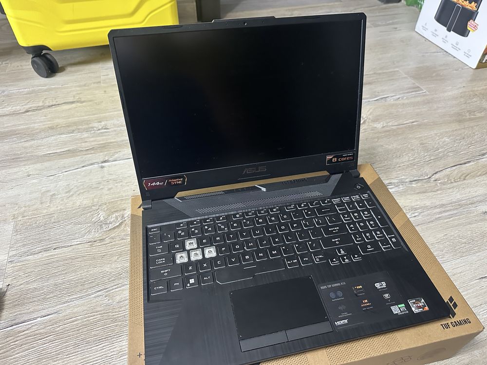 Asus Tuf A15 / stan bardzo dobry/