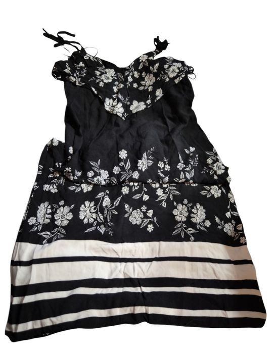 Sukienka na ramiączkach  Yessica