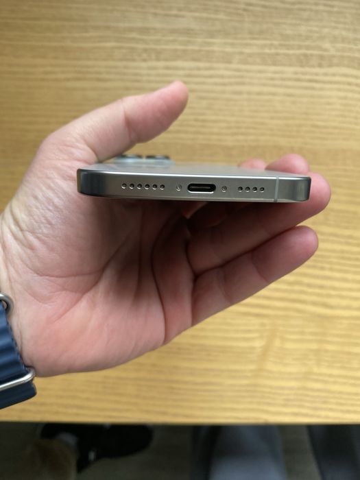 Iphone 16 pro max 256 natural titanium