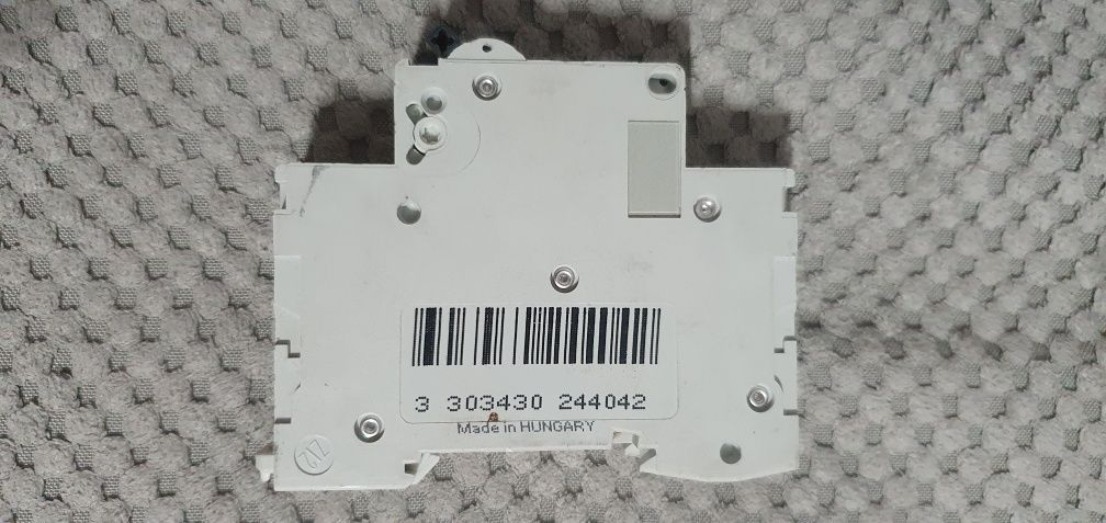 Wyłącznik Nadprądowy Merlin Gerin C60N 1P C 20A