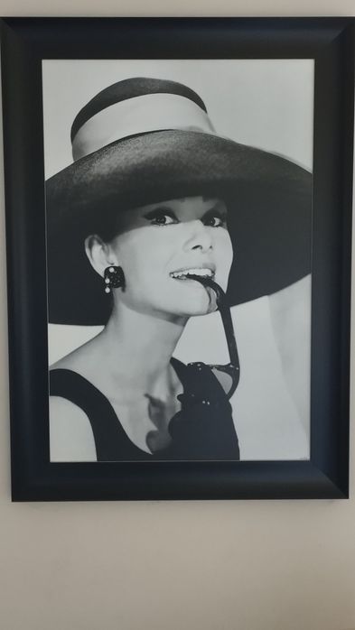 Plakat w ramie Audrey Hepburn