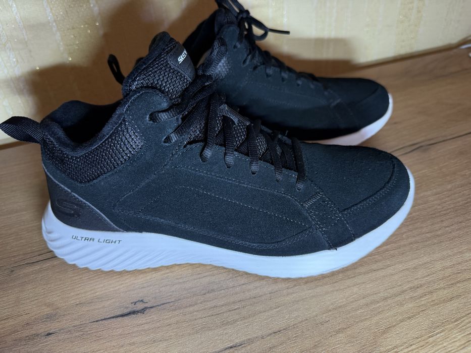 Теплі чоловічі кросівки Skechers 43 р