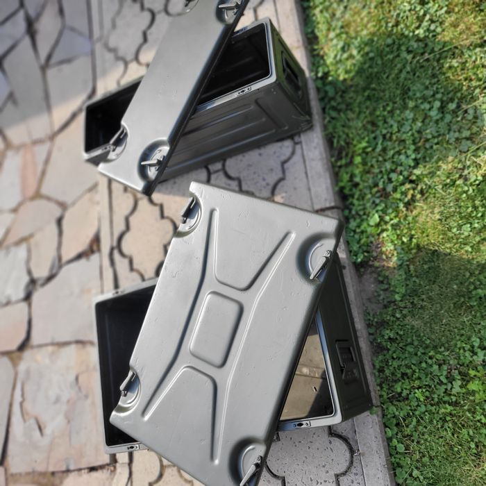 Ящики алюмінієві. Герметичні.