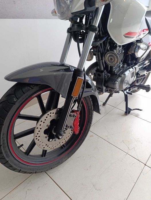 Super Keeway 125 semi nova