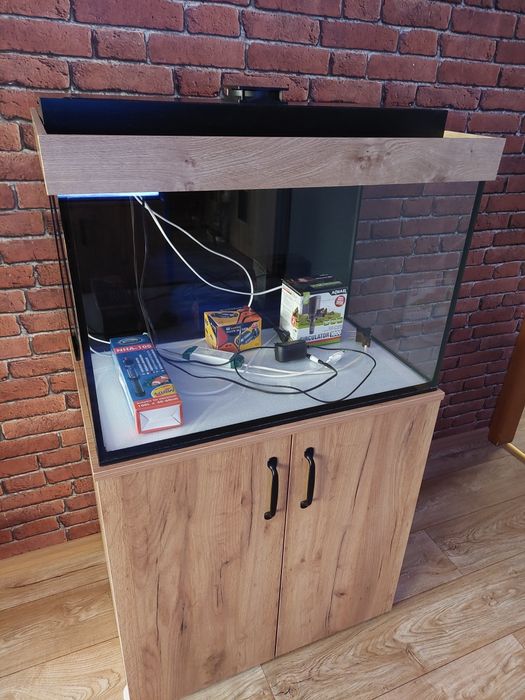 Akwarium morskie 168L z panelem-komplet