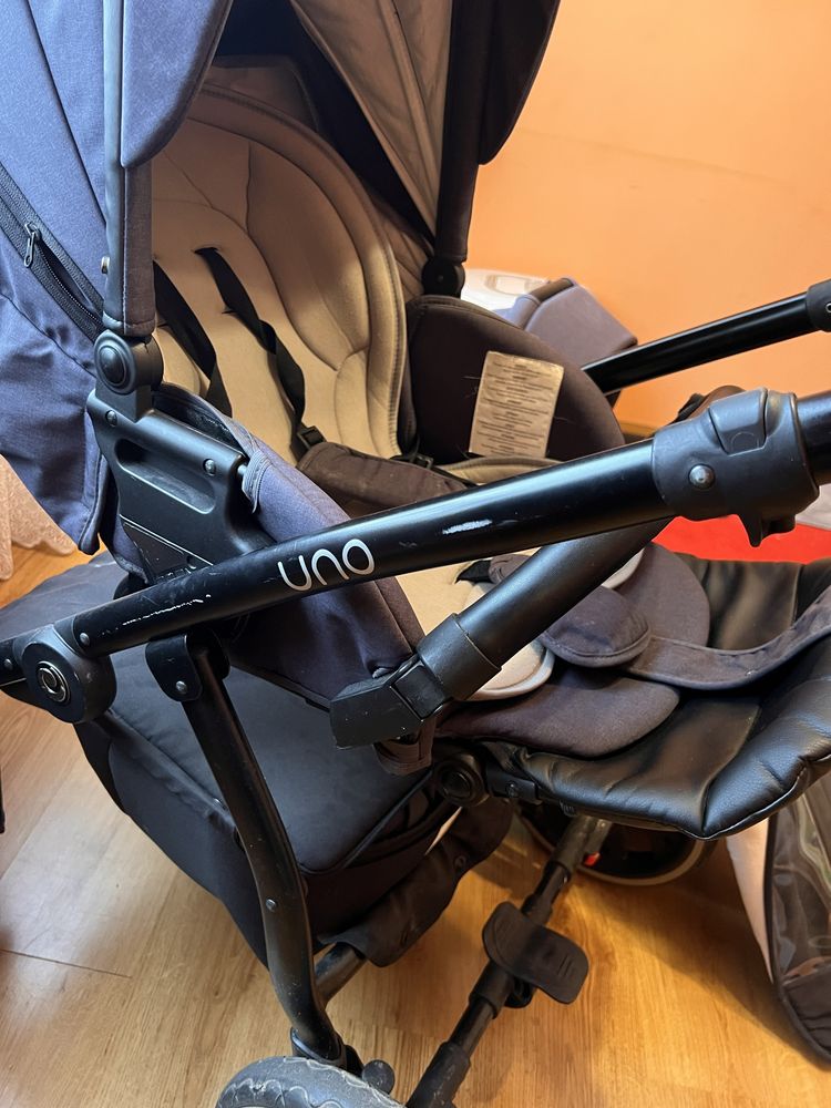 Super wozek Tutis UNO gondola oraz spacerowka 2 w 1 Avionaut 4moms