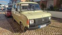 Ford Transit 9 lugares de 1985