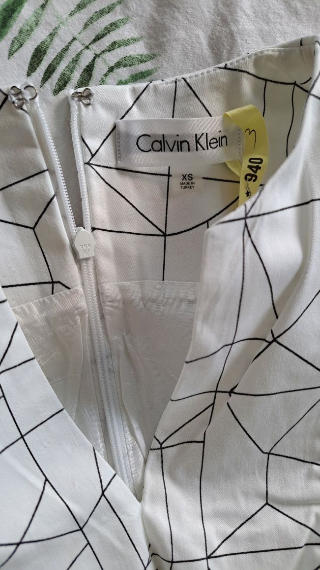 Sukienka xs Kalvin Klein oryginał biała