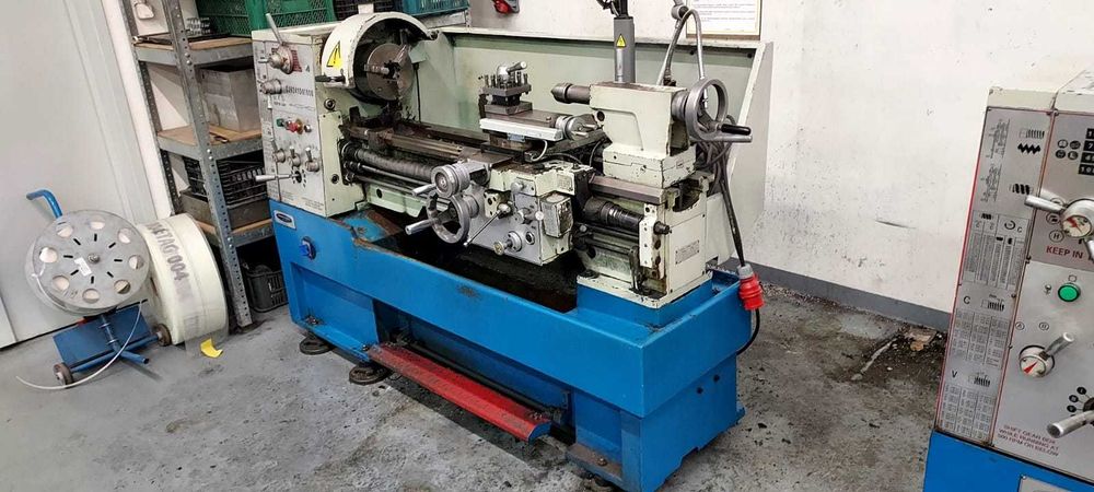 Tokarka uniwersalna - CJ6241D