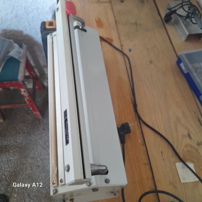 Máquina de fechar sacos de plástico  de 42 Cm