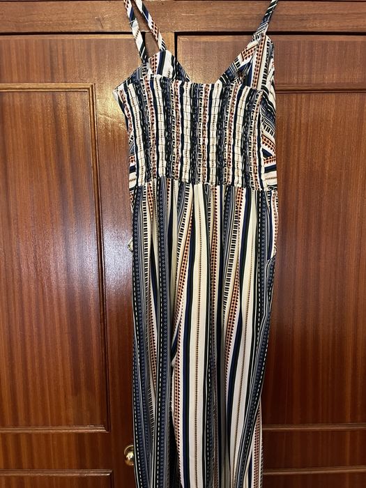 Macacão tamanho S/M com elasticidade