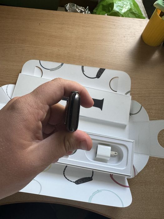 apple watch series 5 44mm | Обмін