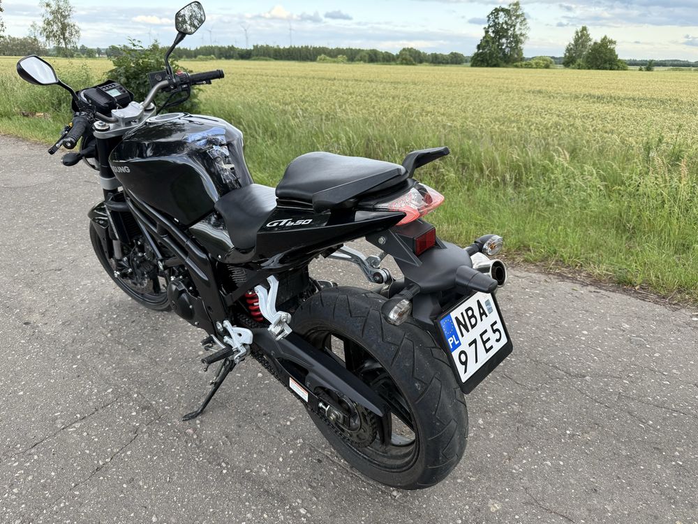 Motocykl hyosung GT650 czarny