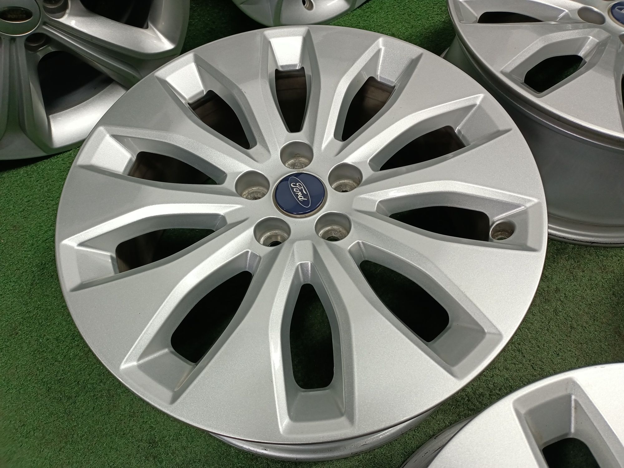 18" felgi 5x108 et45 Ford Kuga S-Max C-Max Mondeo Focus Wysyłka Volvo