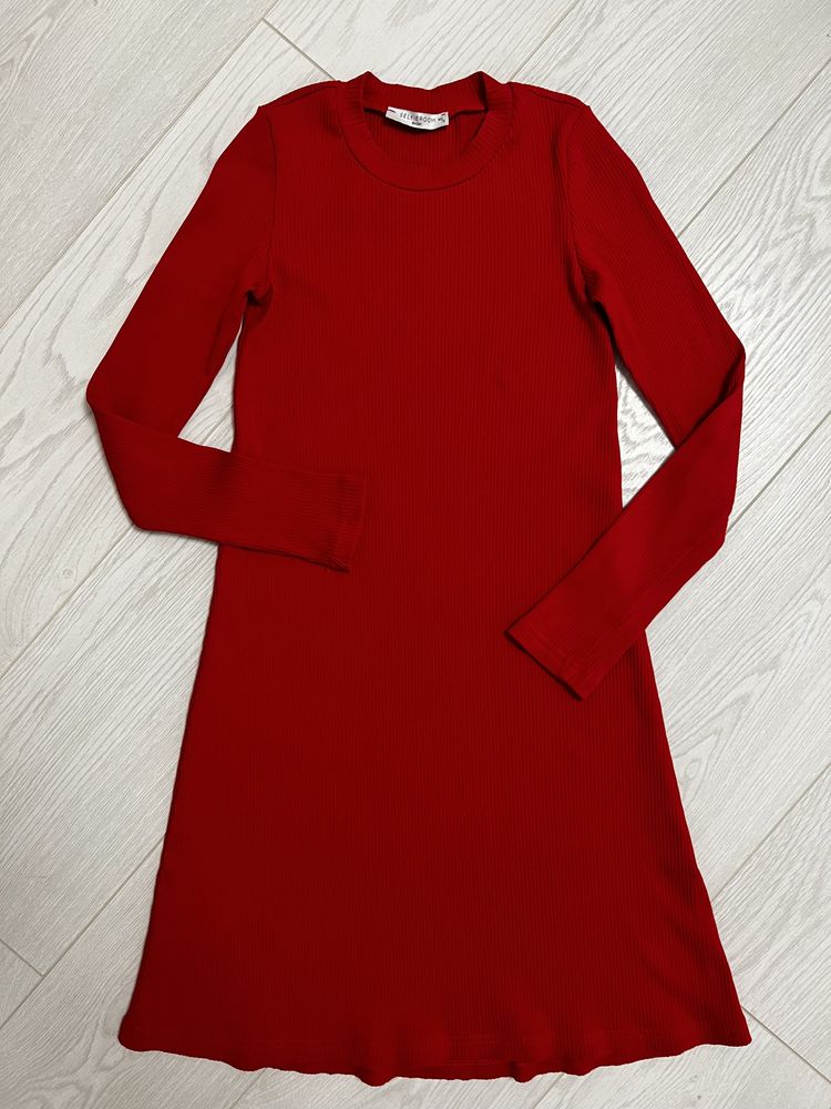 Нова червона трикотажна сукня в рубчик [XS-S]