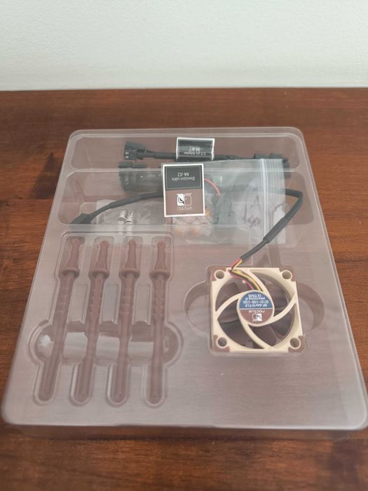 Ventoinha Noctua NF-A4x10 FLX