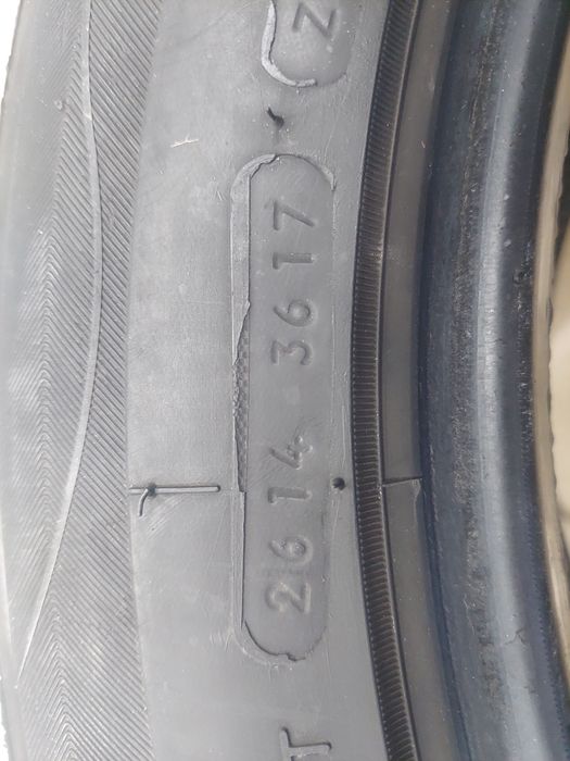 Пара зимової гуми зима зимня R18 235 60