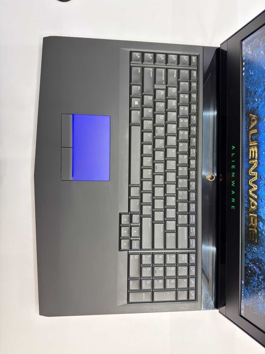 Dell Alienware 17 R4 17.3" 2K 120Hz GTX 1070 8Gb i7 32Gb 512Gb 1Tb