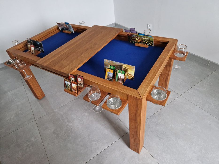 Stół do gier planszowych