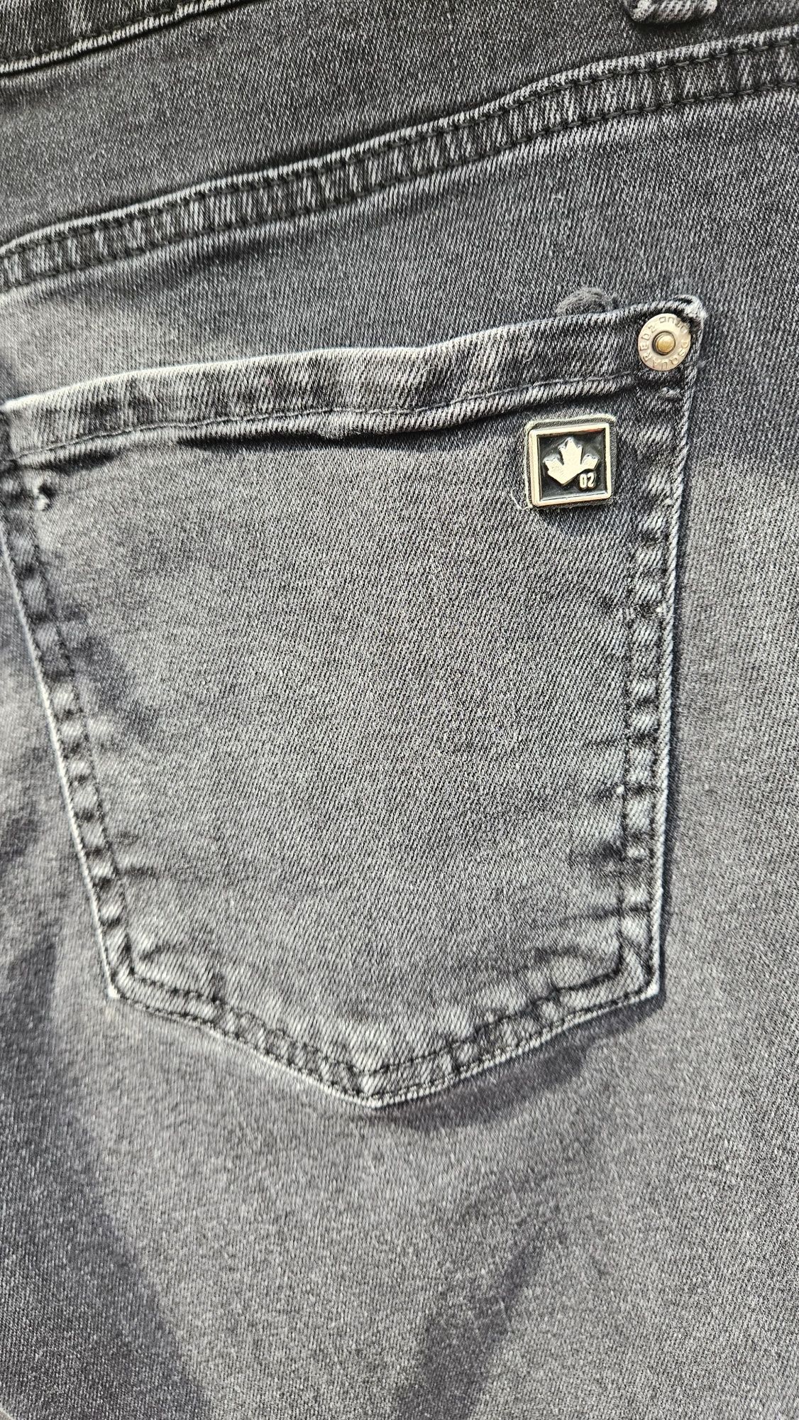 Spodnie jeans DSQUARED2 roz 40 L