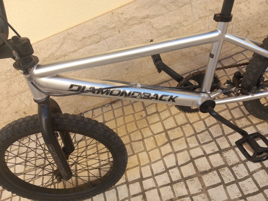 Bicicleta diamondback