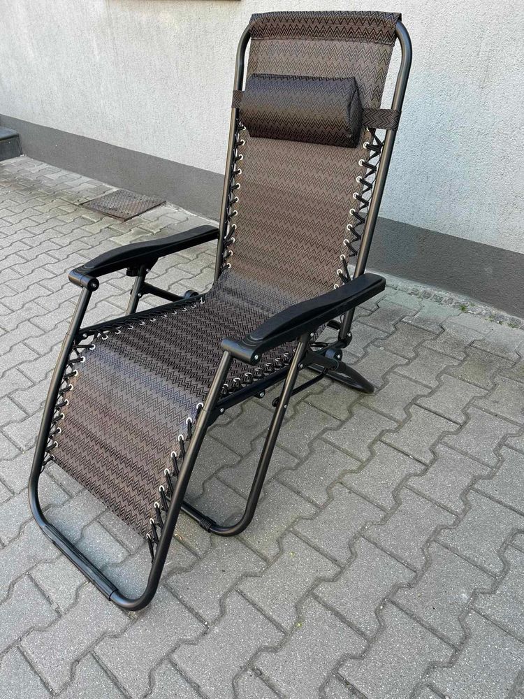 Lezak sznurowany brazowy