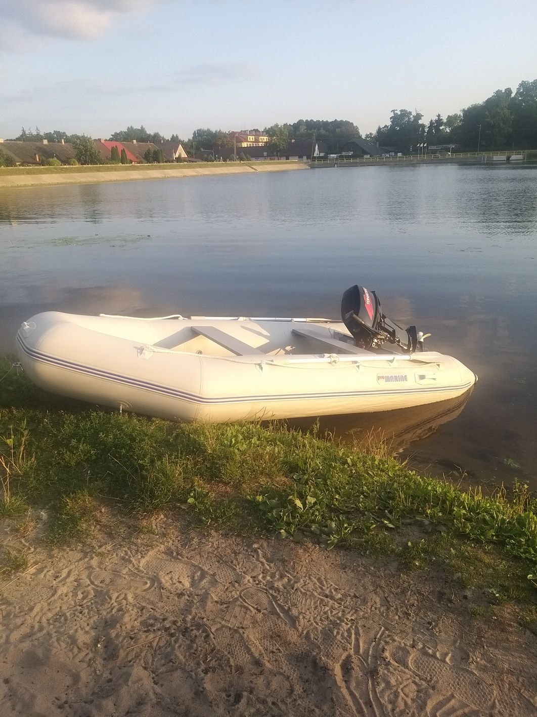 Ponton Pro marine 360 z kilem
