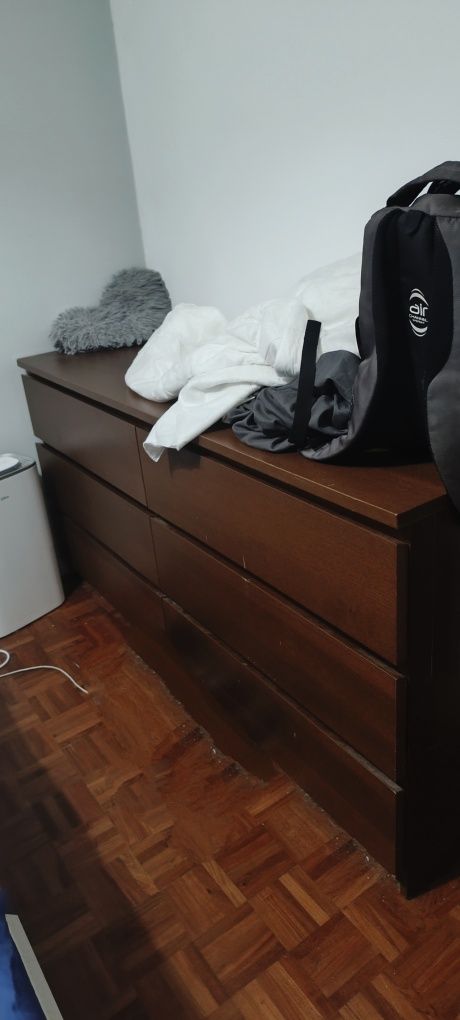 Aparador IKEA Malm 6 gavetas