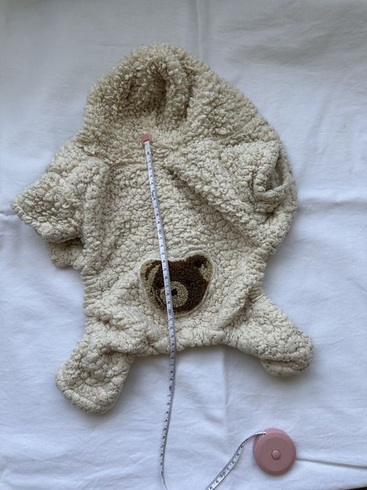 Продам одежду для мелких пород собак- чихуахуа( куртка, и две кофты)