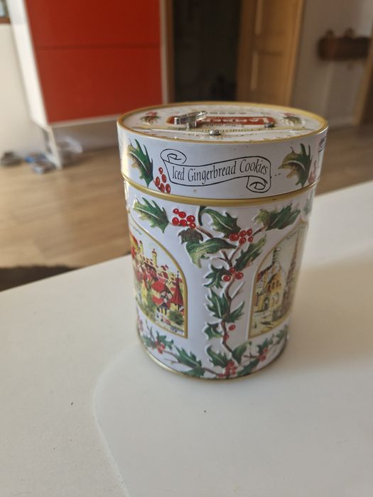 Puszka z pozytywka vintage Lambertz