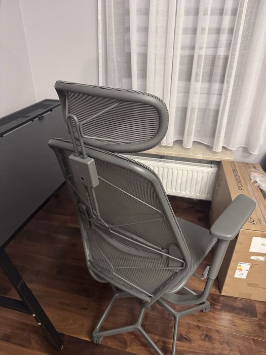 Krzesło gamingowe IKEA STYRSPEL – ciemnoszare, jak nowe, 4 miesiące