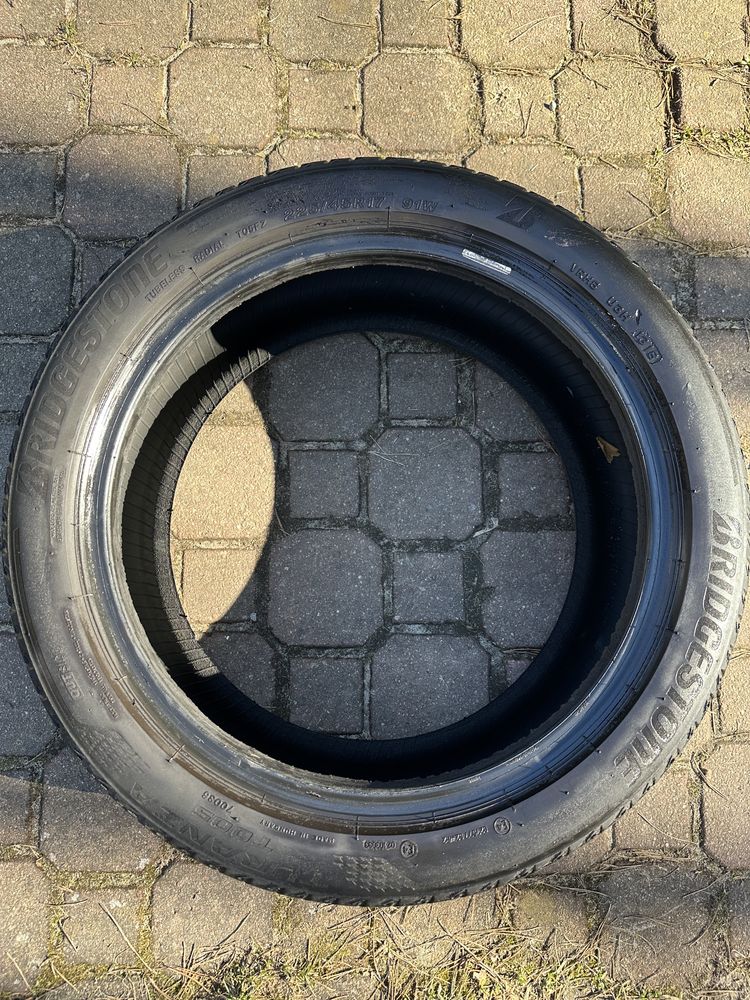 Opony 4szt Bridgestone 225/45/17 letnie